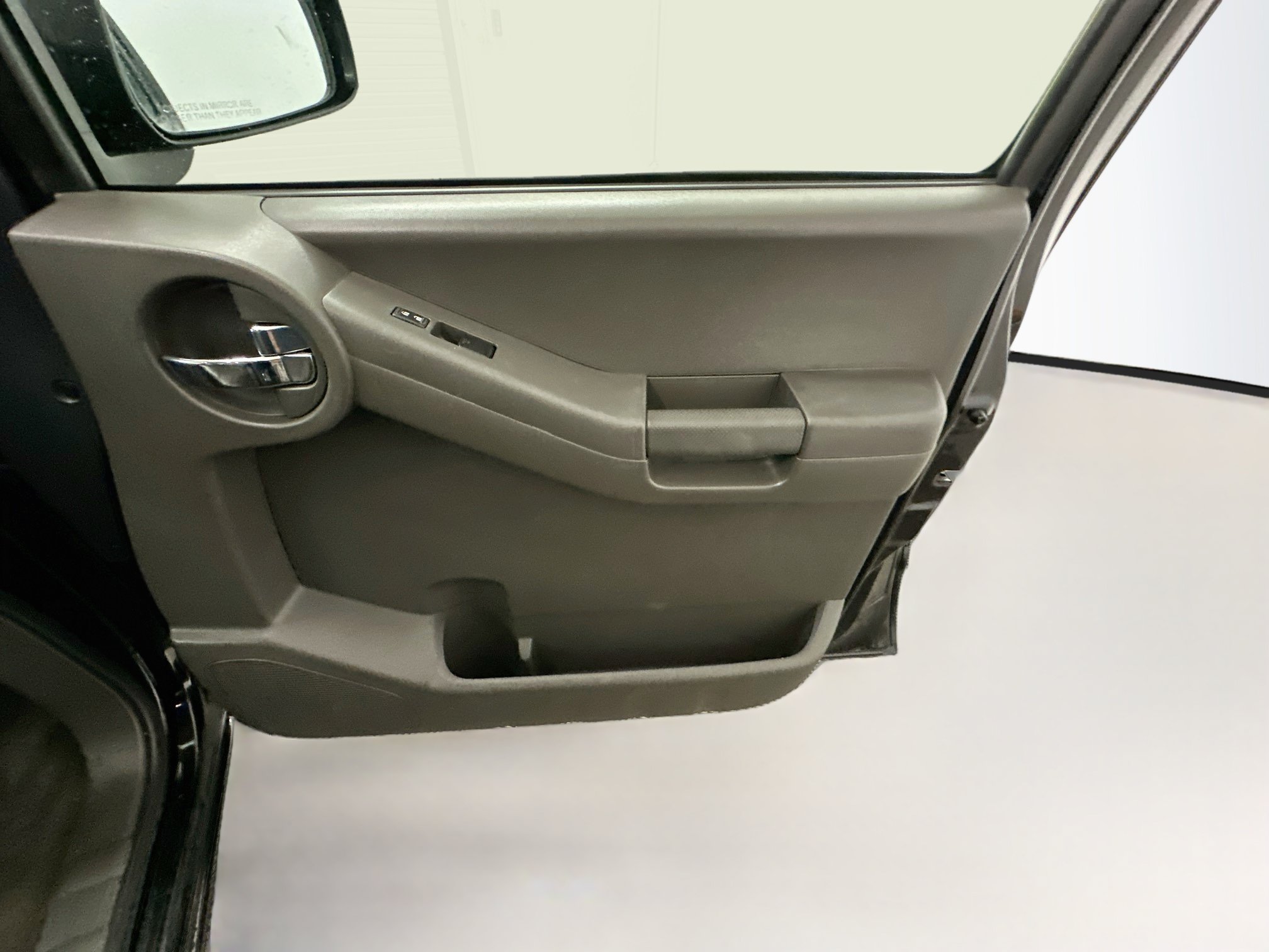Used 2014 Nissan Xterra PRO-4X w/ Pro-4x Leather Package AWD/4WD image 31