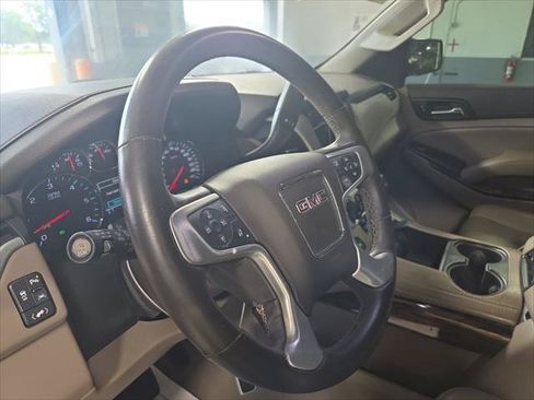 Used 2019 GMC Yukon SLT w/ Premium Edition RWD image 19