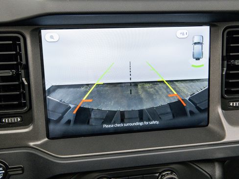 Used 2025 Ford Bronco Badlands AWD/4WD image 45