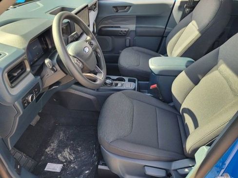 New 2025 Ford Maverick XL image 7