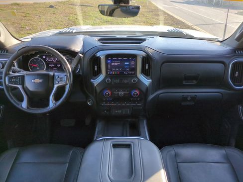 Used 2022 Chevrolet Silverado 2500 LTZ w/ LTZ Premium Package image 13