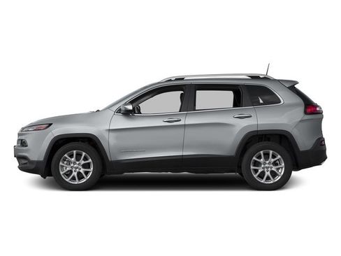 Used 2016 Jeep Cherokee Latitude FWD image 6