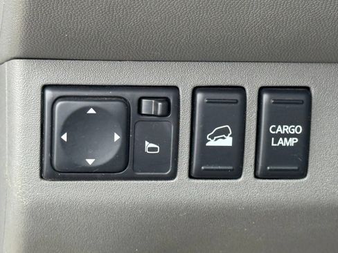 Used 2018 Nissan Frontier SV AWD/4WD image 35