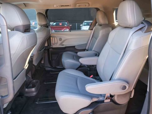 Certified 2024 Toyota Sienna XLE w/ XLE Plus Package AWD/4WD image 18