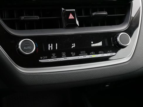 Certified 2024 Toyota Corolla LE image 23