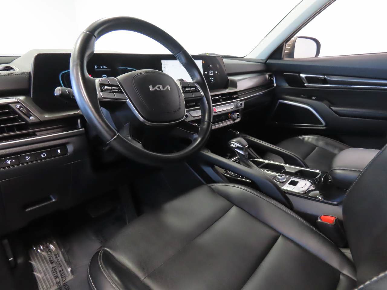 Used 2025 Kia Telluride S AWD/4WD image 9