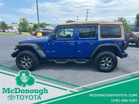 Used 2018 Jeep Wrangler Unlimited Rubicon w/ LED Lighting Group AWD/4WD image 3