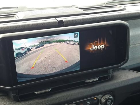 Used 2025 Jeep Wrangler Unlimited Sport AWD/4WD image 31