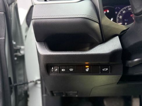 Used 2023 Toyota RAV4 XLE Premium image 14