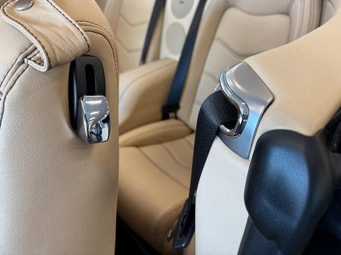 Used 2014 Maserati GranTurismo Convertible image 34