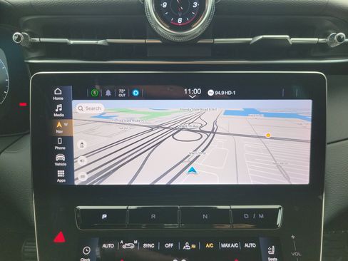 Used 2023 Maserati Grecale GT image 10