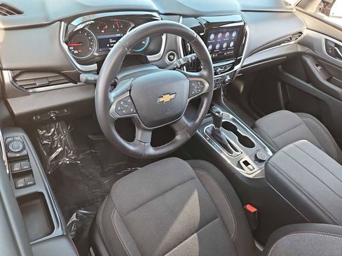 Used 2020 Chevrolet Traverse LT image 10
