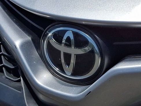 Used 2024 Toyota Camry SE FWD image 31