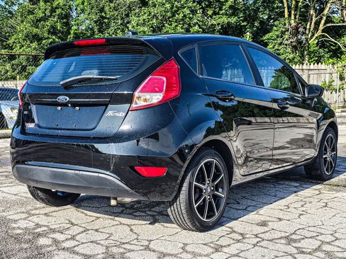 Used 2019 Ford Fiesta SE FWD image 6