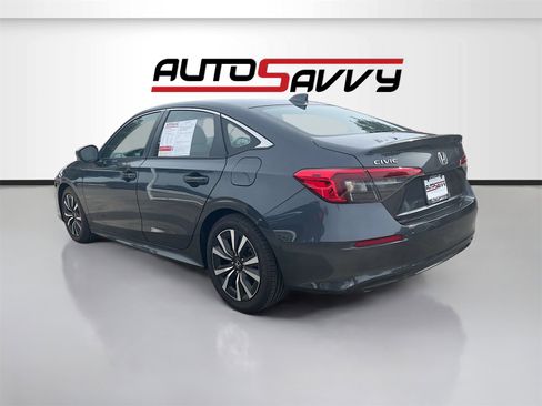 Used 2024 Honda Civic EX image 5