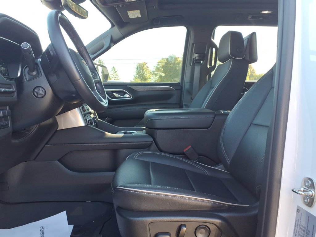 Used 2023 Chevrolet Tahoe Premier w/ Advanced Technology Package AWD/4WD image 14