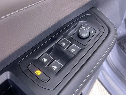 Used 2025 Volkswagen Atlas SEL image 13