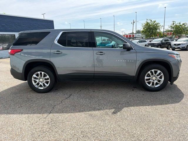 Used 2021 Chevrolet Traverse LS AWD/4WD image 6