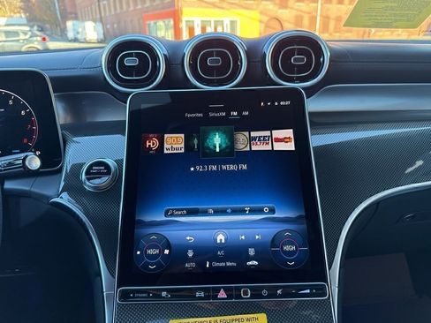 New 2026 Mercedes-Benz GLC 300 4MATIC image 30