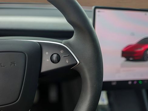 Used 2025 Tesla Model 3 RWD image 13