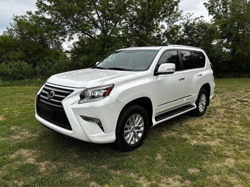 Used 2016 Lexus GX 460 w/ Premium Package AWD/4WD image 5