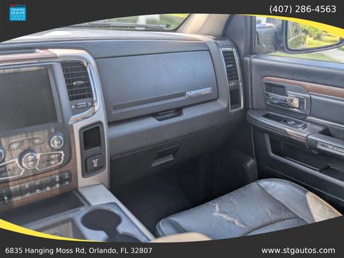 Used 2015 RAM 1500 Laramie image 15