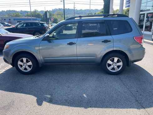 Used 2013 Subaru Forester 2.5X w/ Alloy Wheel Pkg AWD/4WD image 3
