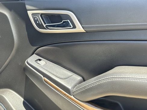 Used 2019 GMC Yukon XL Denali RWD image 28