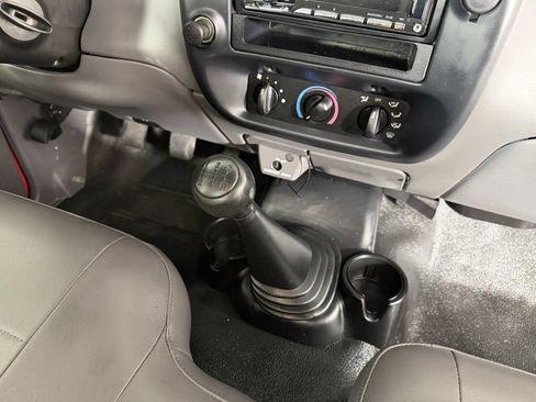 Used 2003 Ford Ranger 2WD Regular Cab image 25