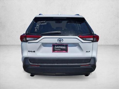 Used 2024 Toyota RAV4 XLE FWD image 8