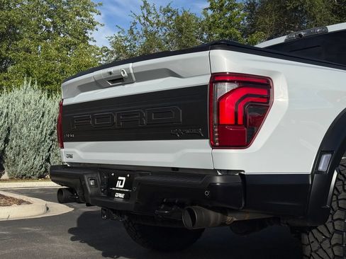 Used 2025 Ford F150 Raptor AWD/4WD image 15