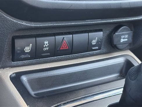 Used 2014 Jeep Patriot High Altitude image 16