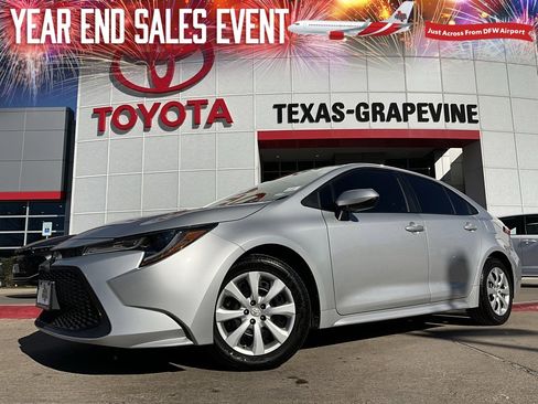 Used 2020 Toyota Corolla LE image 1