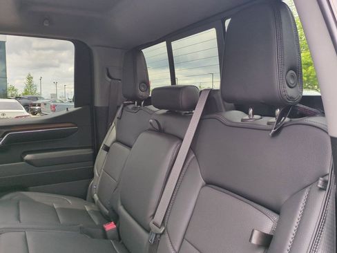 Used 2024 GMC Sierra 1500 Denali w/ Denali Reserve Package AWD/4WD image 32
