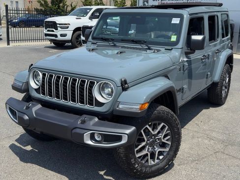 New 2026 Jeep Wrangler Unlimited Sahara AWD/4WD image 3