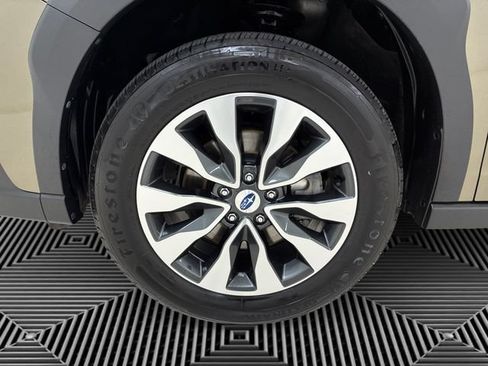 Used 2023 Subaru Outback Limited AWD/4WD image 9