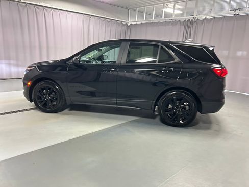 Used 2024 Chevrolet Equinox LS w/ LS Convenience Package FWD image 4