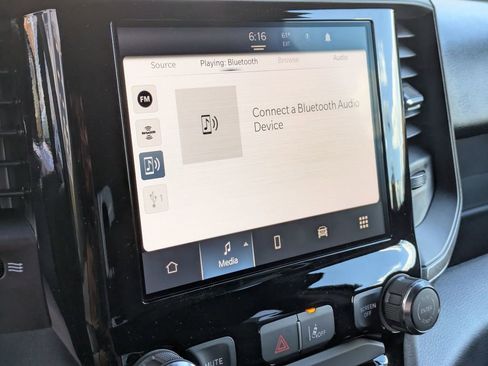 New 2026 RAM 1500 Express AWD/4WD image 19