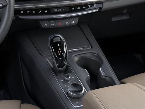 New 2024 Cadillac XT4 Luxury w/ Cold Weather Package image 23