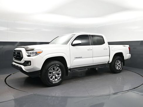Used 2022 Toyota Tacoma SR w/ SR Convenience Package RWD image 3
