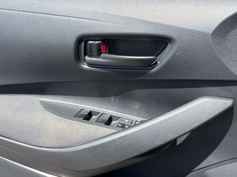 Used 2024 Toyota Corolla LE FWD image 7