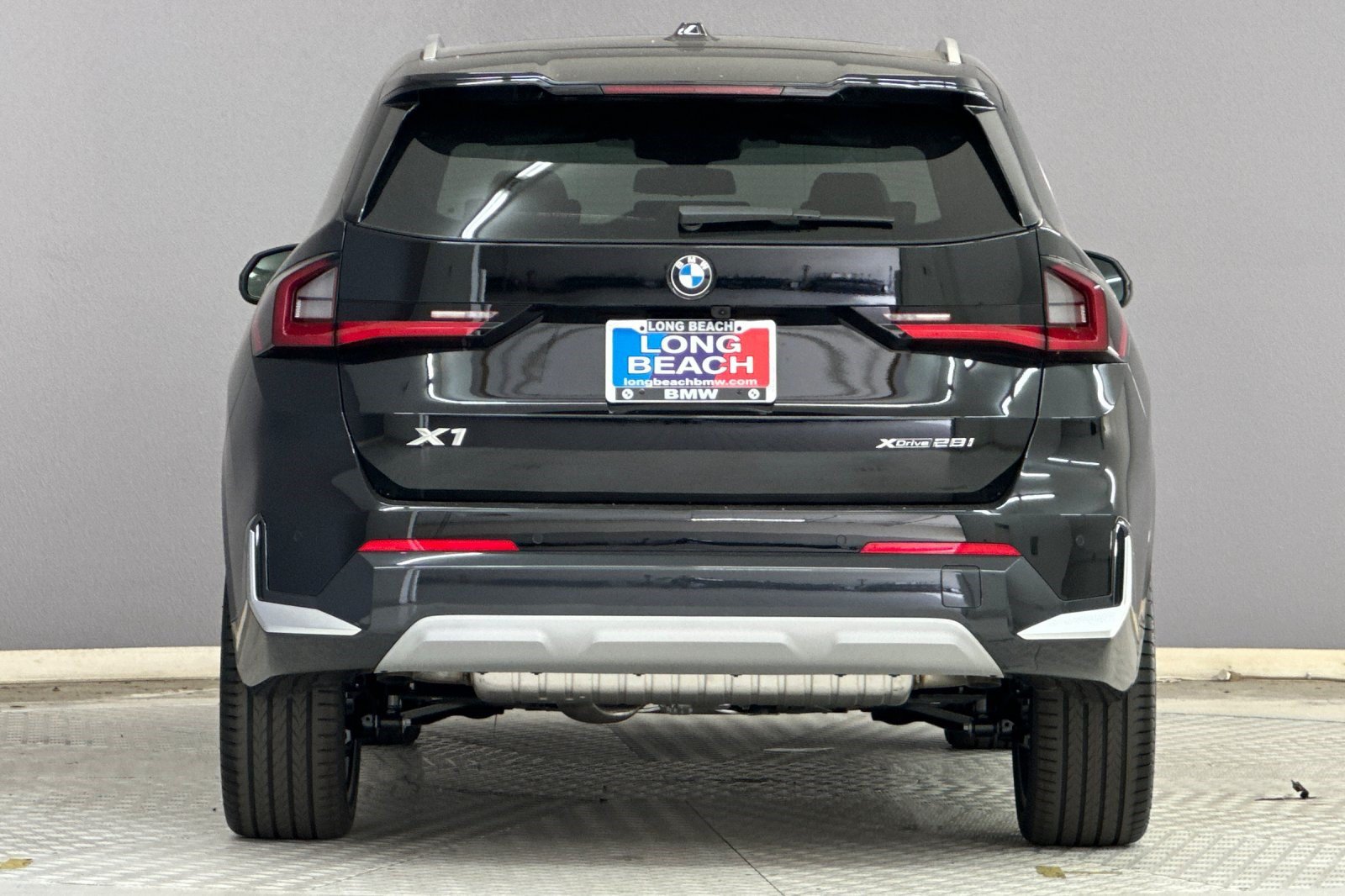 New 2026 BMW X1 xDrive28i w/ Convenience Package AWD/4WD image 9