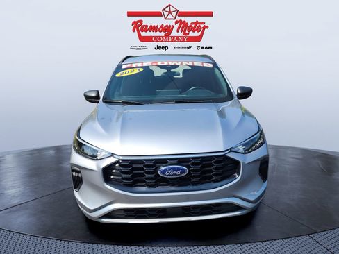 Used 2023 Ford Escape ST-Line w/ Tech Pack #1 image 8