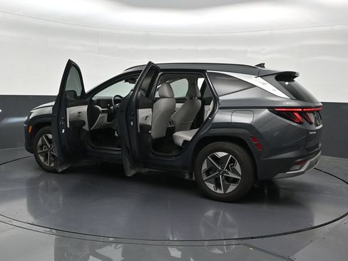 Used 2025 Hyundai Tucson SEL FWD image 38
