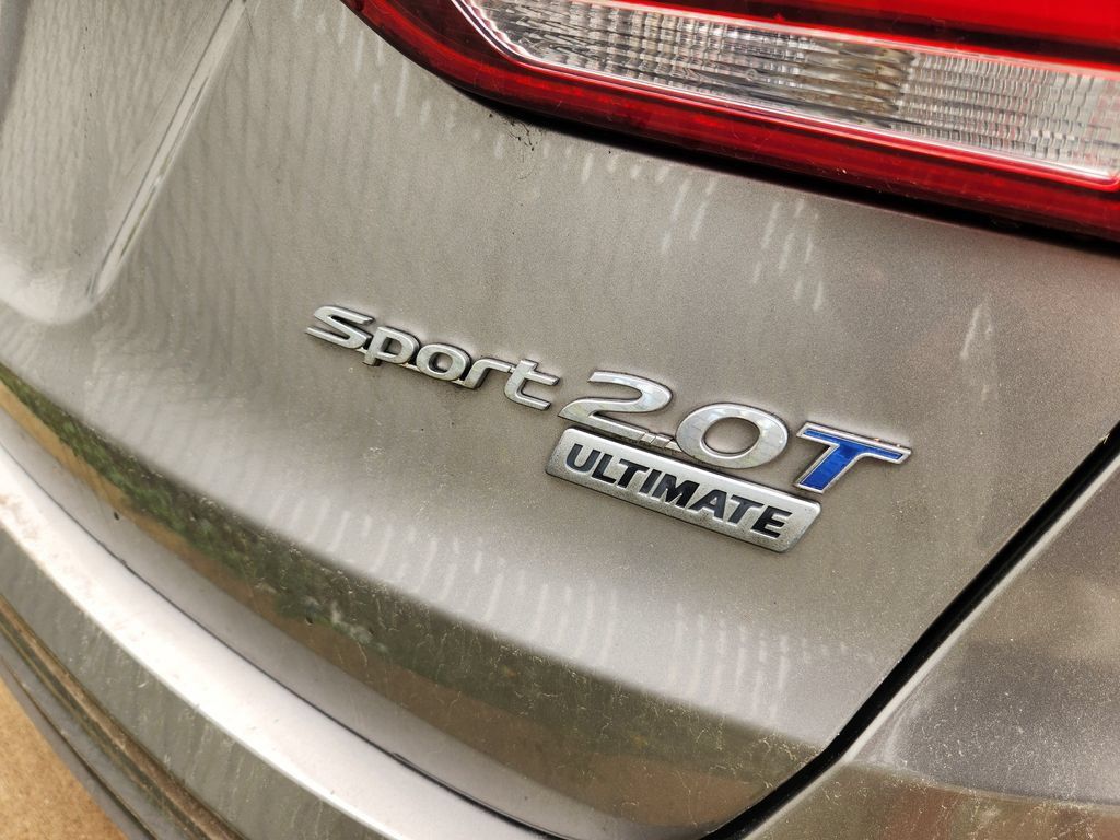 Used 2017 Hyundai Santa Fe Sport w/ 2.0T Ultimate Tech Package 05 FWD image 11