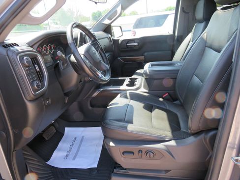 Used 2020 Chevrolet Silverado 1500 RST AWD/4WD image 6