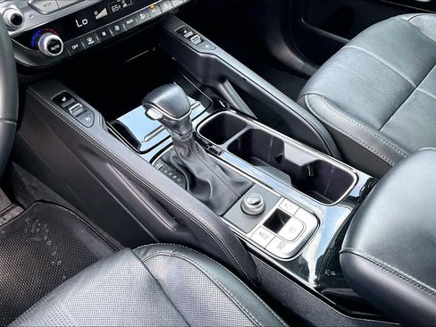 Used 2021 Kia Telluride EX w/ EX Premium Package FWD image 17