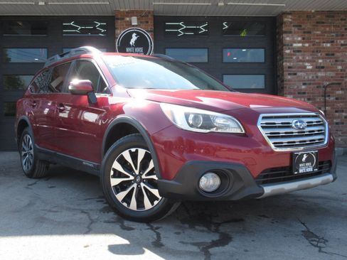 Used 2017 Subaru Outback 2.5i Limited AWD/4WD image 2