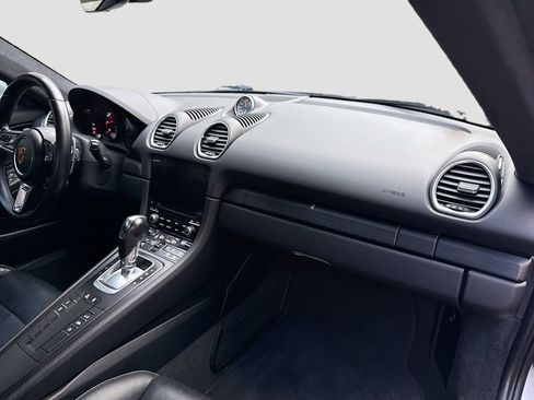 Used 2019 Porsche 718 Cayman GTS image 26