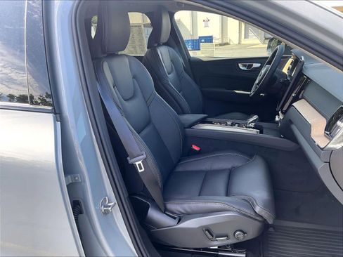 New 2026 Volvo XC60 B5 Ultra w/ Climate Package AWD/4WD image 31